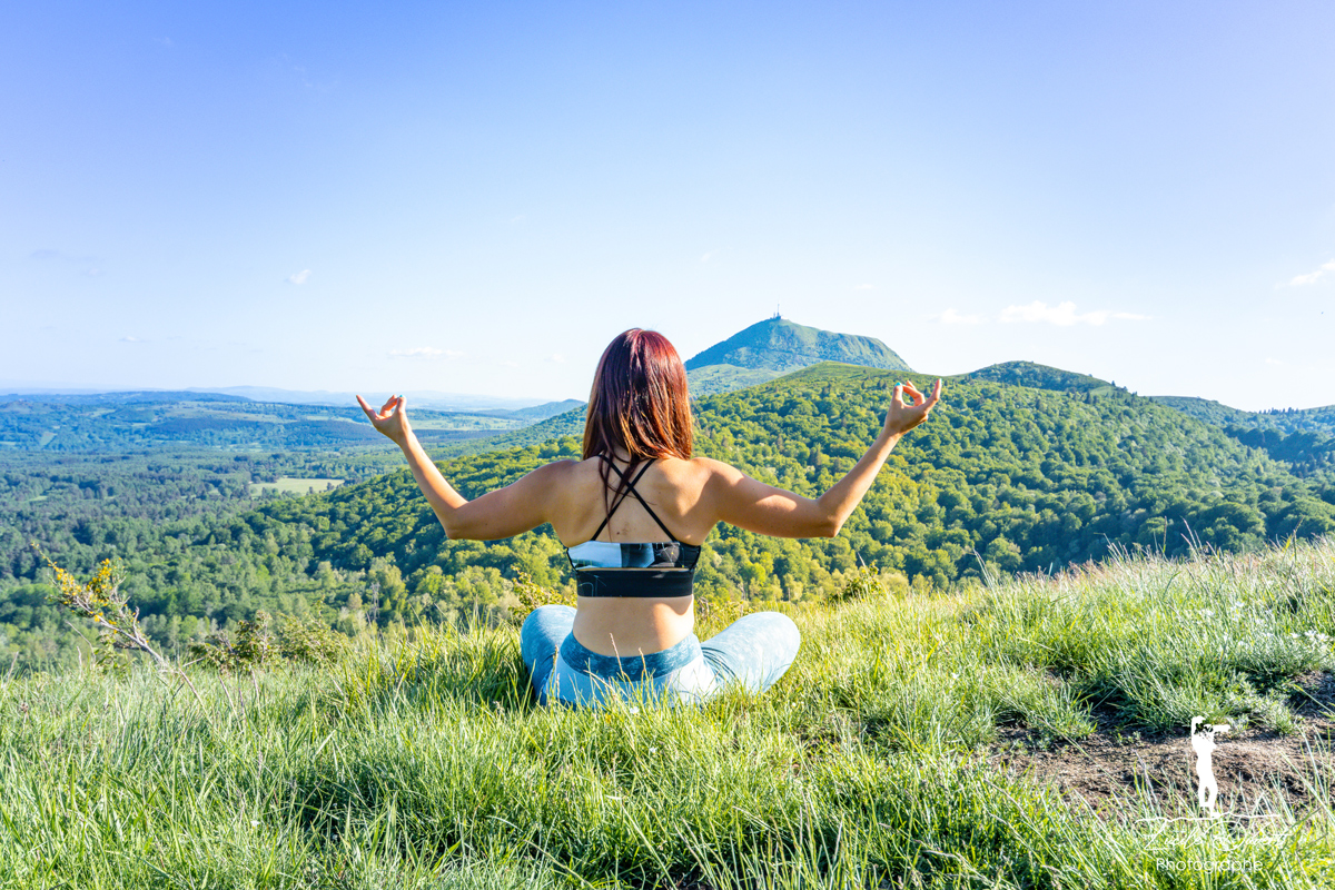 photographe-professionnelle-chaine-des-puys-yoga