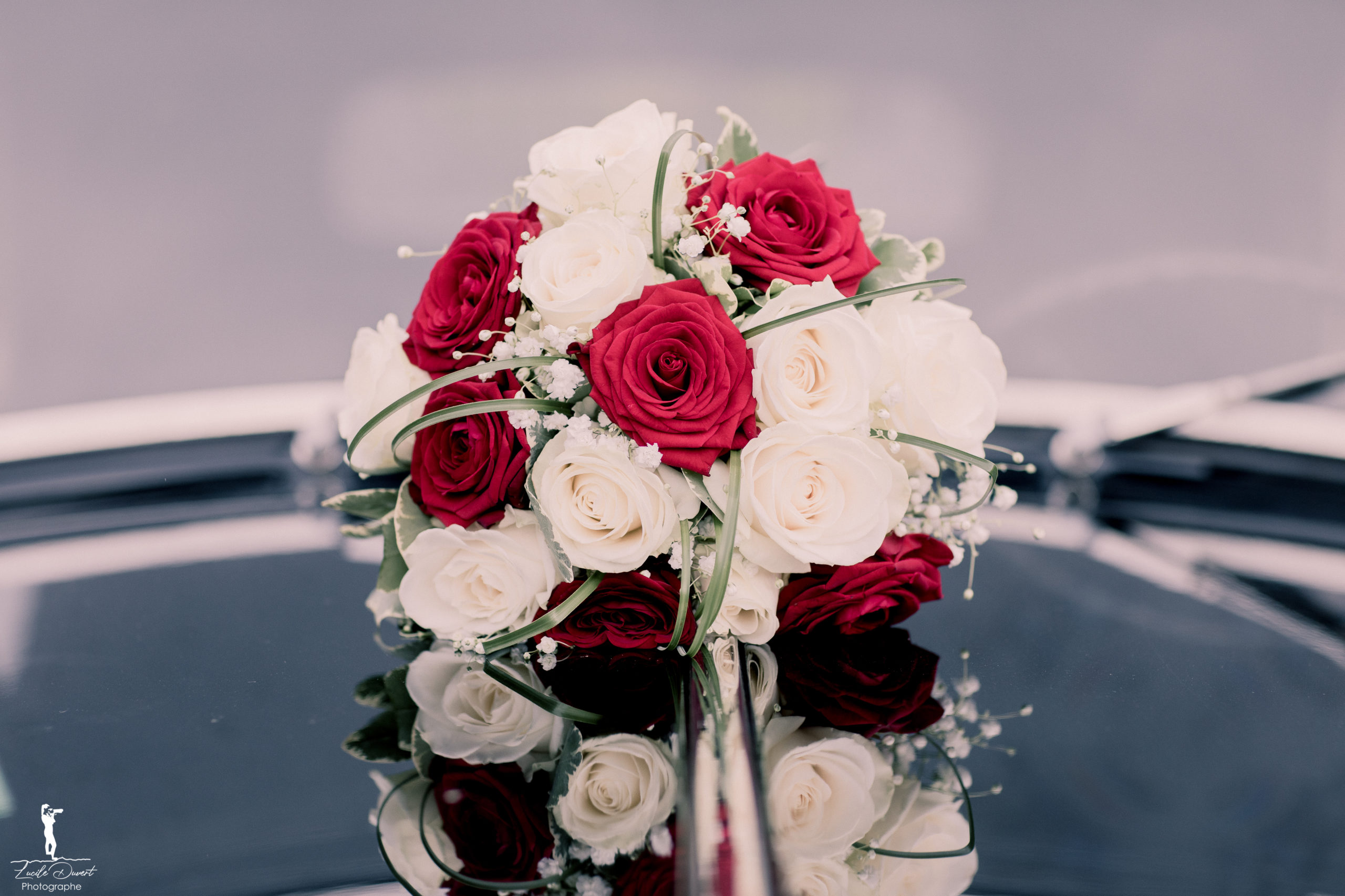Lucile-Duvert-Photographe-mariage-bouquet-auvergne-saint-saturnin